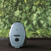 AEG VX82-1-4MB Ecoline Stofzuiger met Zak 18