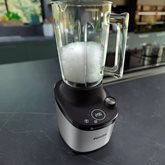 Philips HR3760/00 7000 Series High-speed blender 3