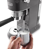 DeLonghi EC885.GY Dedica Arte espressomachine 5