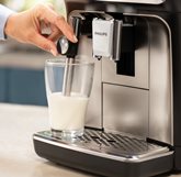 Philips EP3326/90 Series 3300 Volautomatische Koffiemachine 3