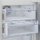Beko BCNA306E4SN Inbouw Koel-vriescombinatie 4