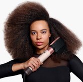 Dyson Airwrap ID Curly + Coily Ceramic Pink kopen? | EP.nl