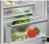 AEG OSC7C181DS 7000 NoFrost CoolAssist Inbouw Koel-vriescombinatie 5