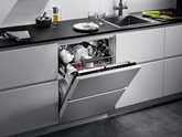 AEG FSE63637P AirDry Inbouw Vaatwasser 38