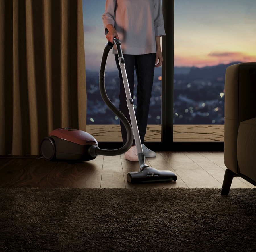 AEG VX82-1-2CR Stofzuiger met Zak - Rood 12