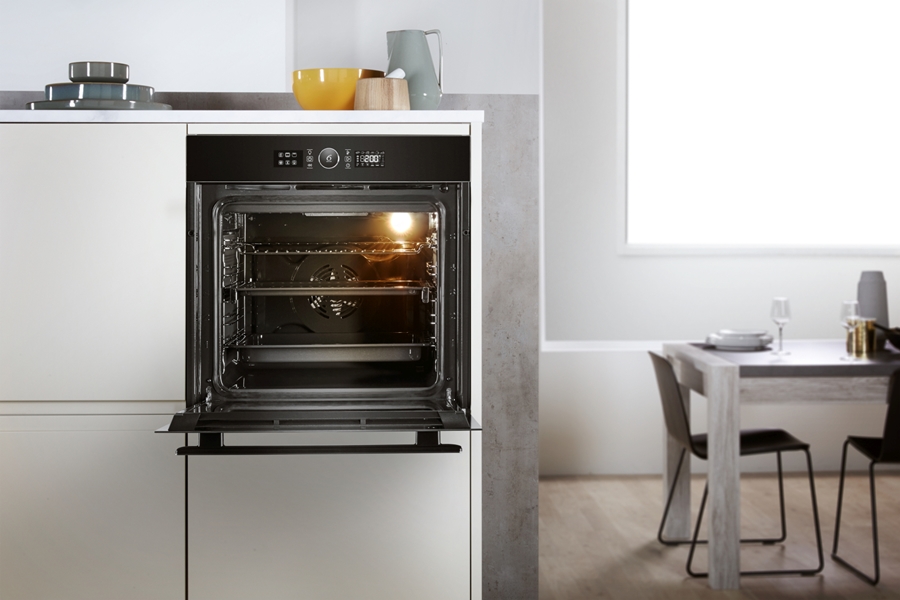 Whirlpool AKZ9 6240 NB inbouw solo oven 8
