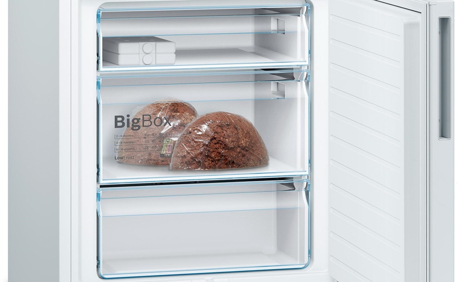 BOSCH KGE49AWCA Serie 6 Koel-vriescombinatie 7