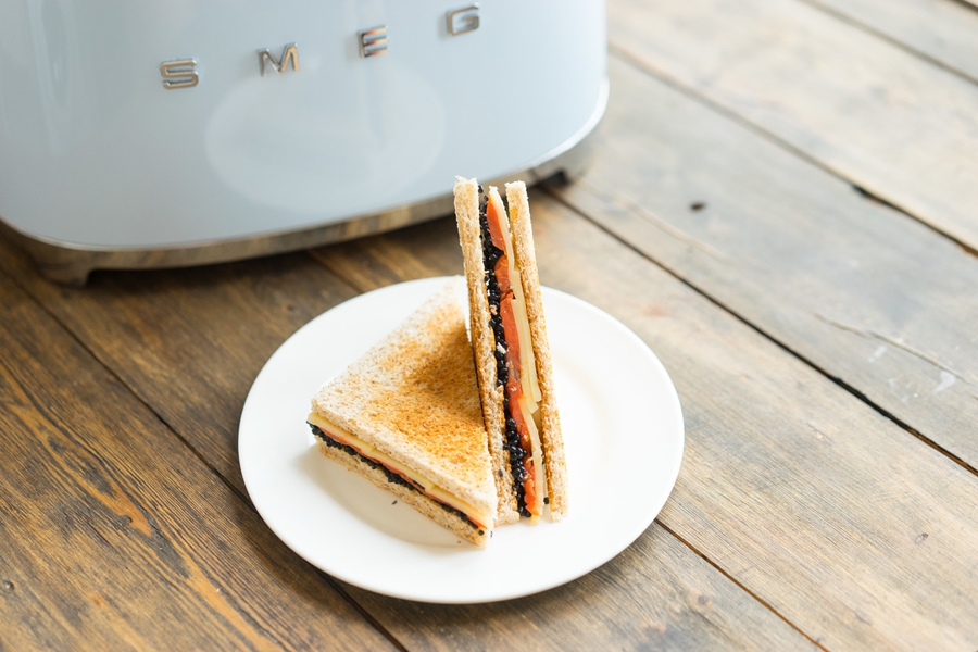 SMEG TSF01PBEU Broodrooster 50's Style - Pastelblauw 28