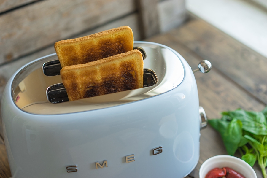 SMEG TSF01PBEU Broodrooster 50's Style - Pastelblauw 42