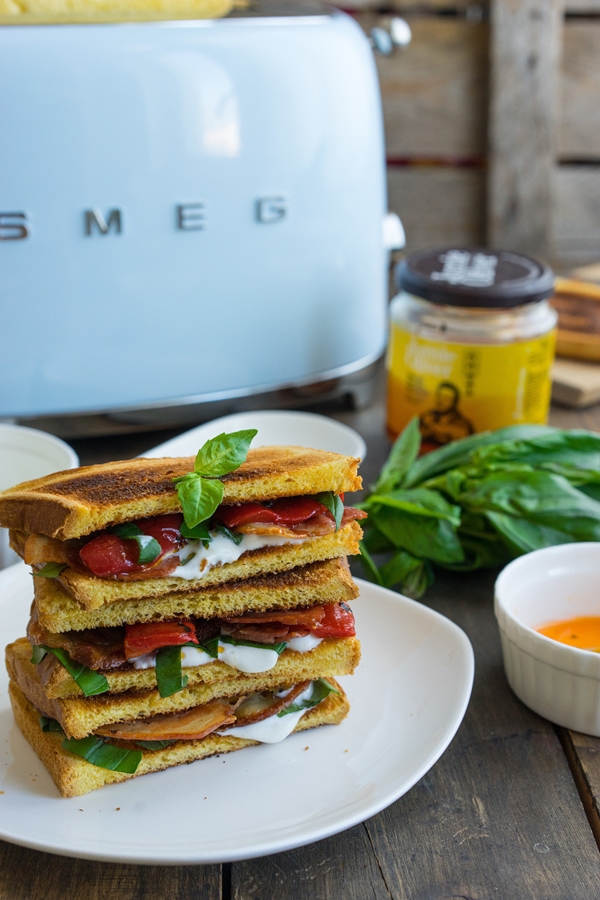 SMEG TSF01PBEU Broodrooster 50's Style - Pastelblauw 43