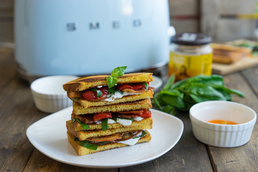 SMEG TSF01PBEU Broodrooster 50's Style - Pastelblauw 44