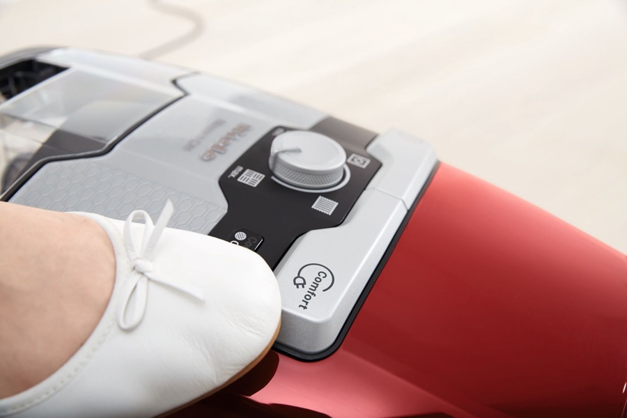 Miele Blizzard CX1 Red PowerLine Stofzuiger zonder Zak 18