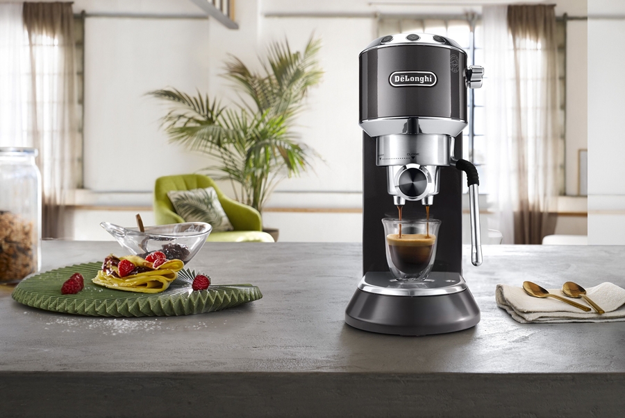 DeLonghi EC885.GY Dedica Arte espressomachine 10