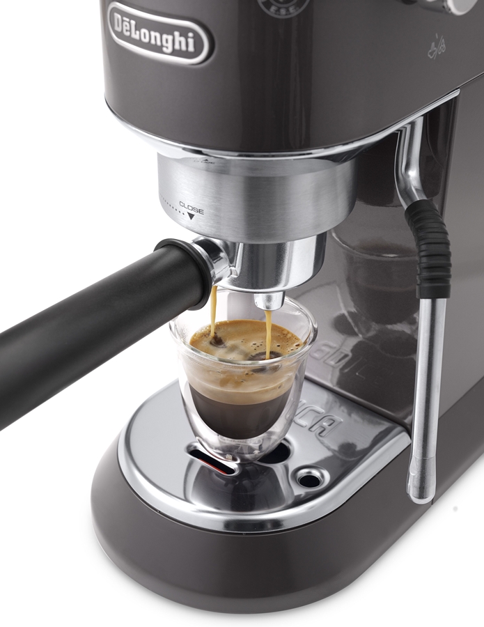 DeLonghi EC885.GY Dedica Arte espressomachine 4