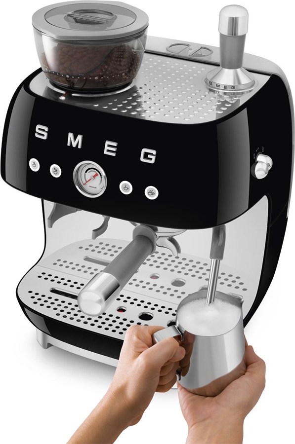 SMEG EGF03BLEU Jaren 50 stijl espressomachine met molen 5