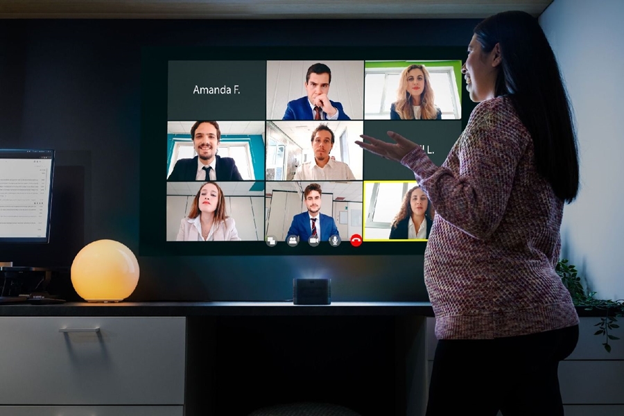 Philips Screeneo U4 beamer  7