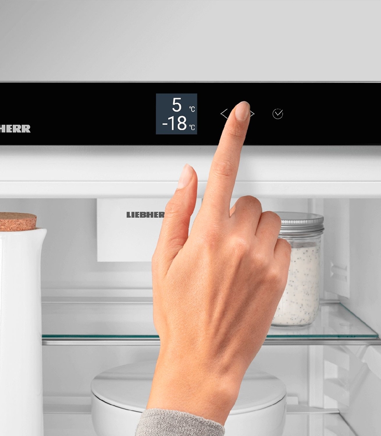 Liebherr CNsda 5723 Plus vrijstaande koel-vriescombinatie 3