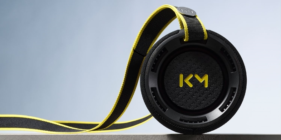 Loewe We. HEAR pro Black Bluetooth speaker  5