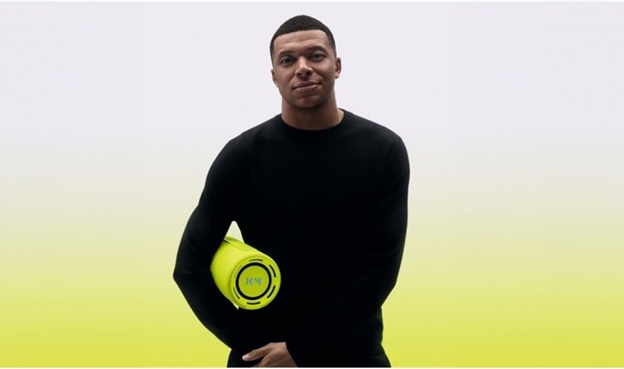 Loewe We. HEAR pro bluetooth speaker neon 2