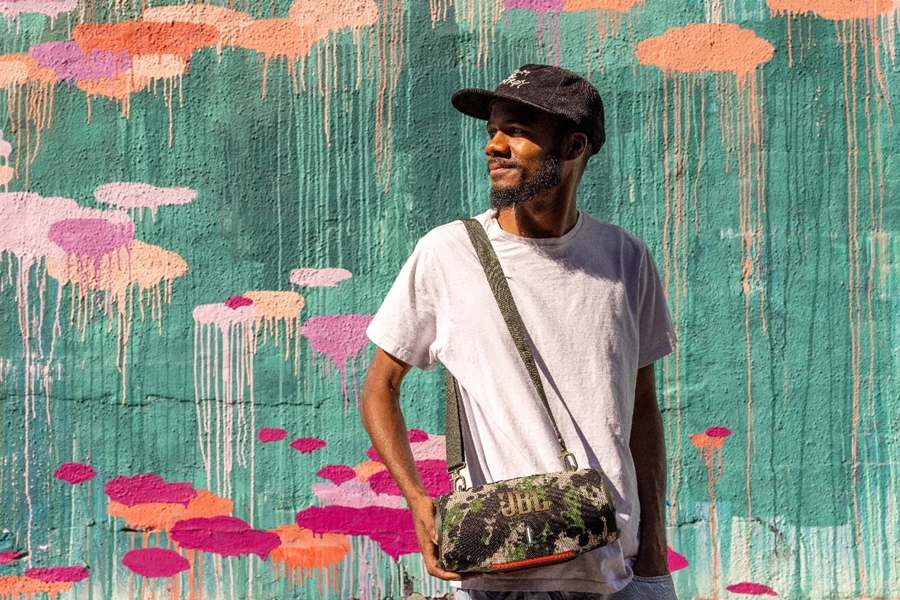 JBL Xtreme 4 bluetooth speaker  12