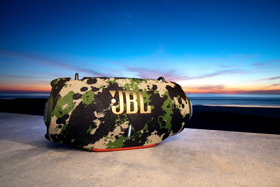 JBL Xtreme 4 bluetooth speaker  14