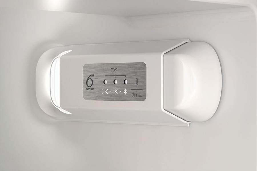 Whirlpool WHC18D021C2 SF Inbouw Koel-vriescombinatie   9