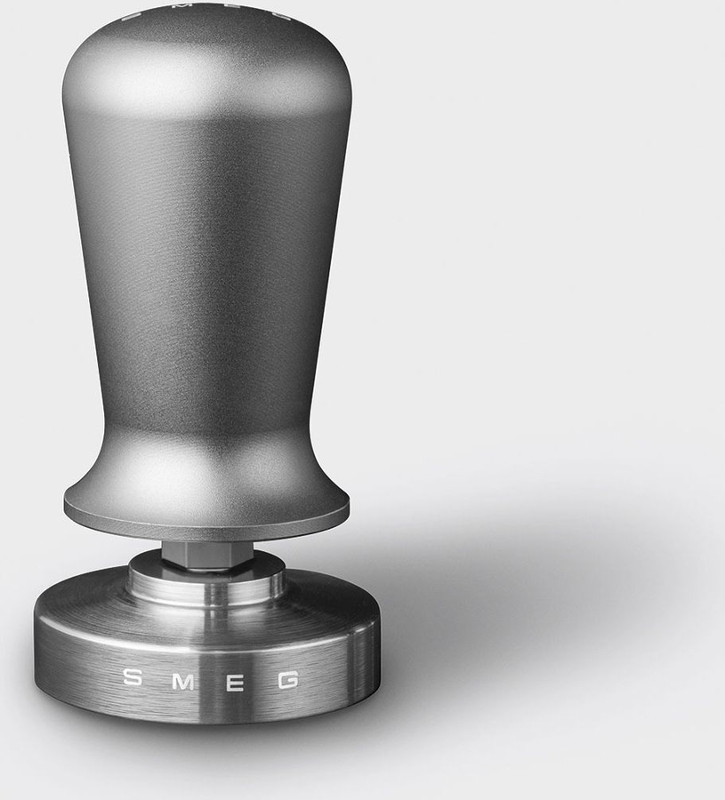 SMEG ECTS01 Koffietamper 4