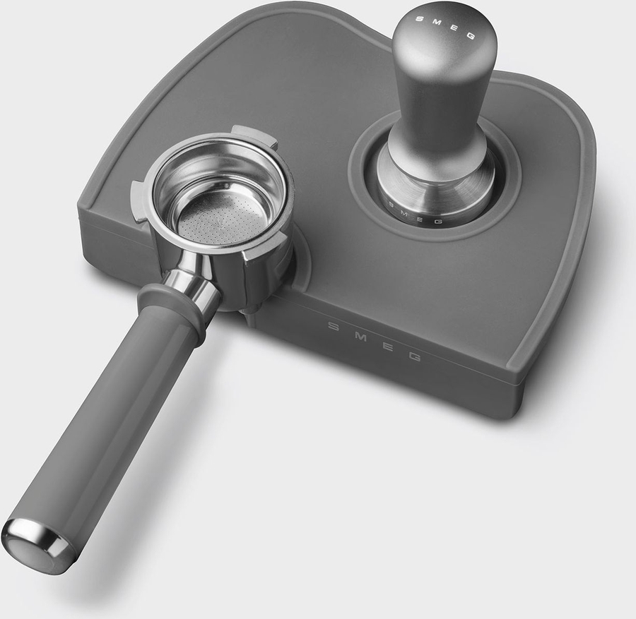 SMEG ECTS01 Koffietamper 7