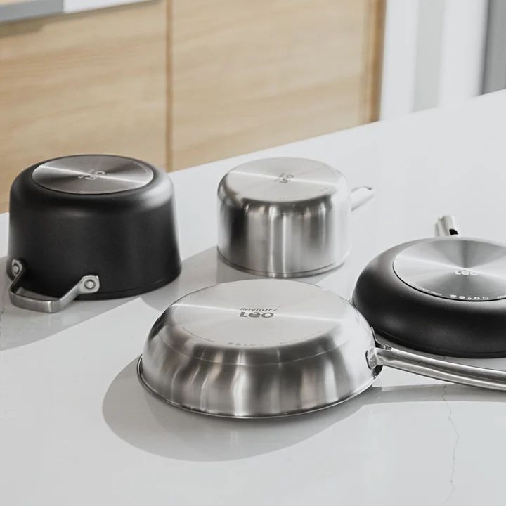 BergHOFF LEO Graphite Kookpan met Deksel - 24cm  4