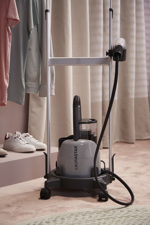 Laurastar IZZI Hygiënische Stomer 2